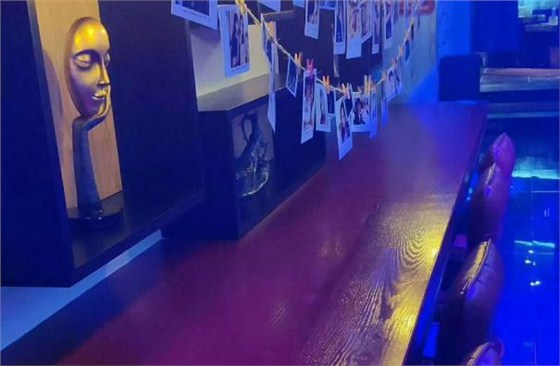 這座音樂餐吧，有一股誘惑靈魂的力量