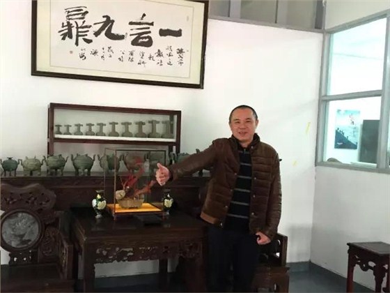 數(shù)碼彩廈門油漆涂料代理商蔣溢春