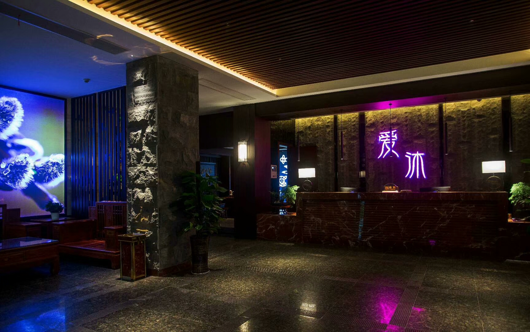 感受數(shù)碼彩清新，愛沐養(yǎng)生館工程賞識(shí)