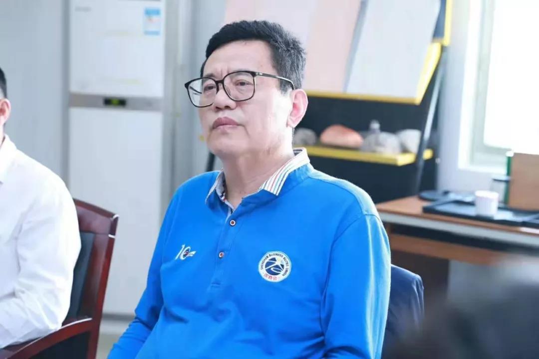 歡迎廣東涂協(xié)、經(jīng)銷商分會經(jīng)銷商代表蒞臨數(shù)碼彩指導(dǎo)