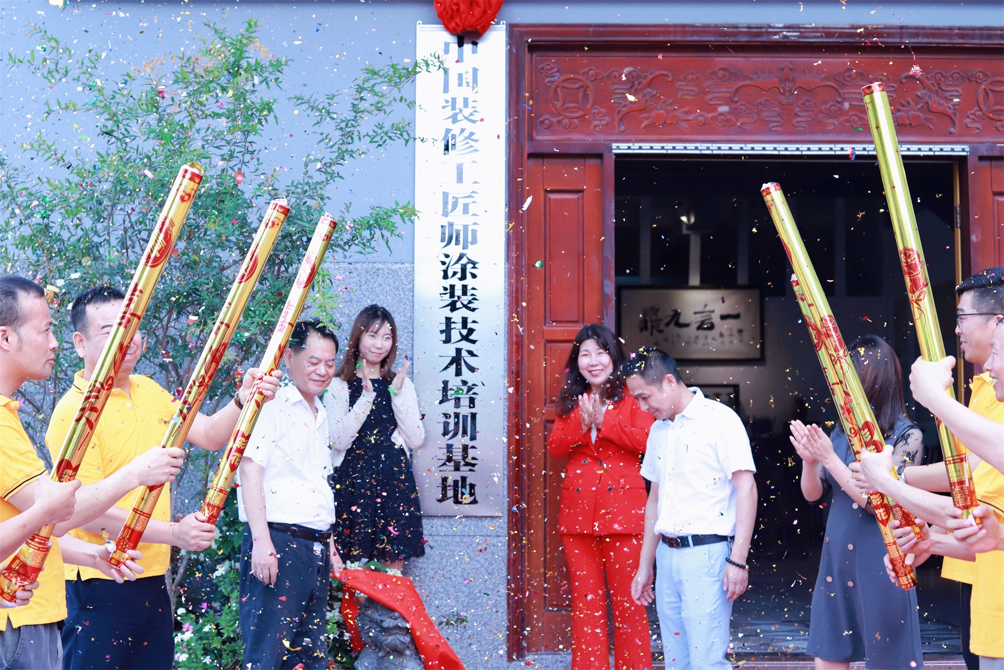 首個(gè)裝修工匠師培訓(xùn)基地在佛山數(shù)碼彩落地，6月18日首班開(kāi)班！
