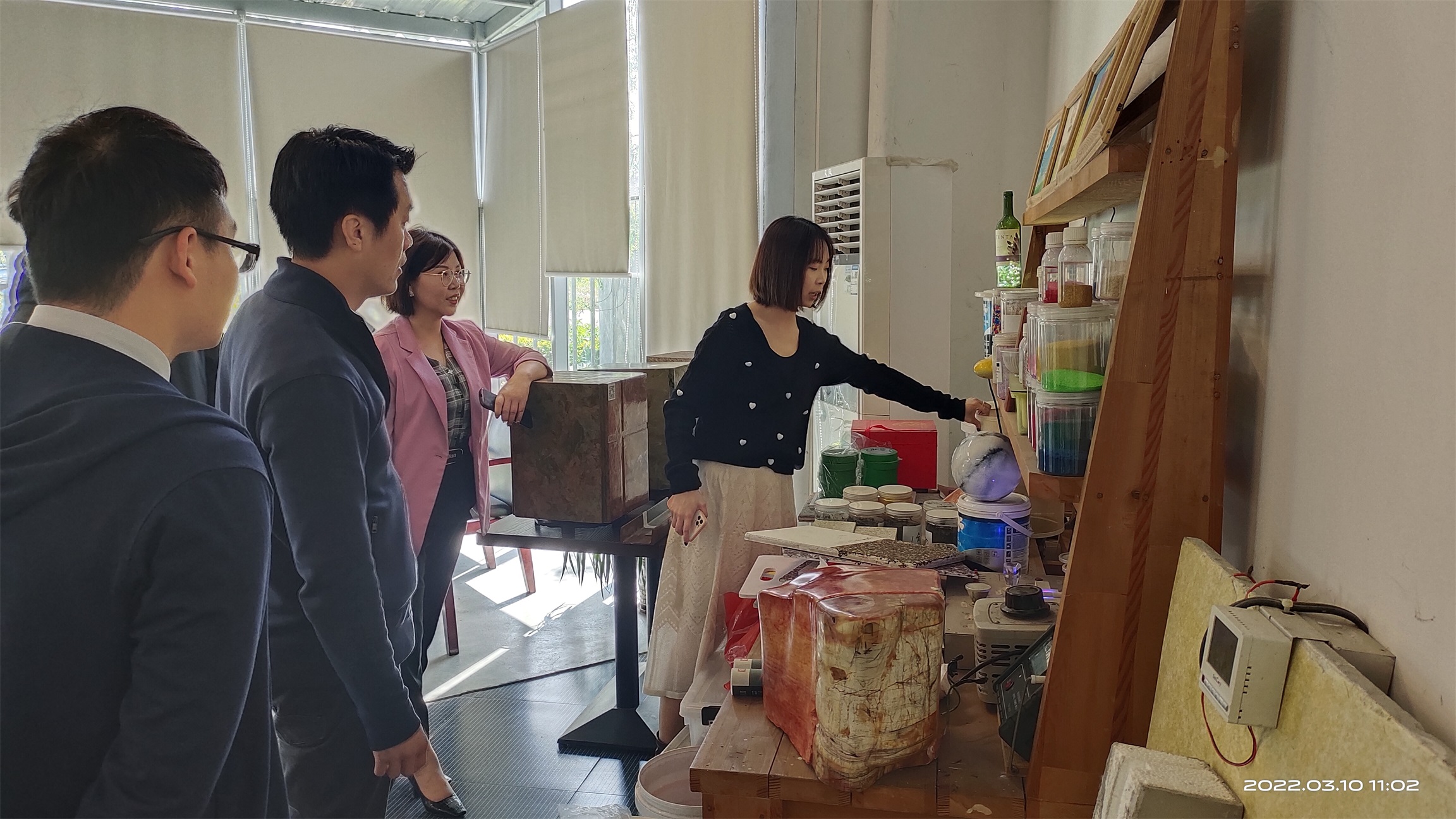 數(shù)碼彩要聞|杏壇鎮(zhèn)鎮(zhèn)長到數(shù)碼彩企業(yè)走訪。